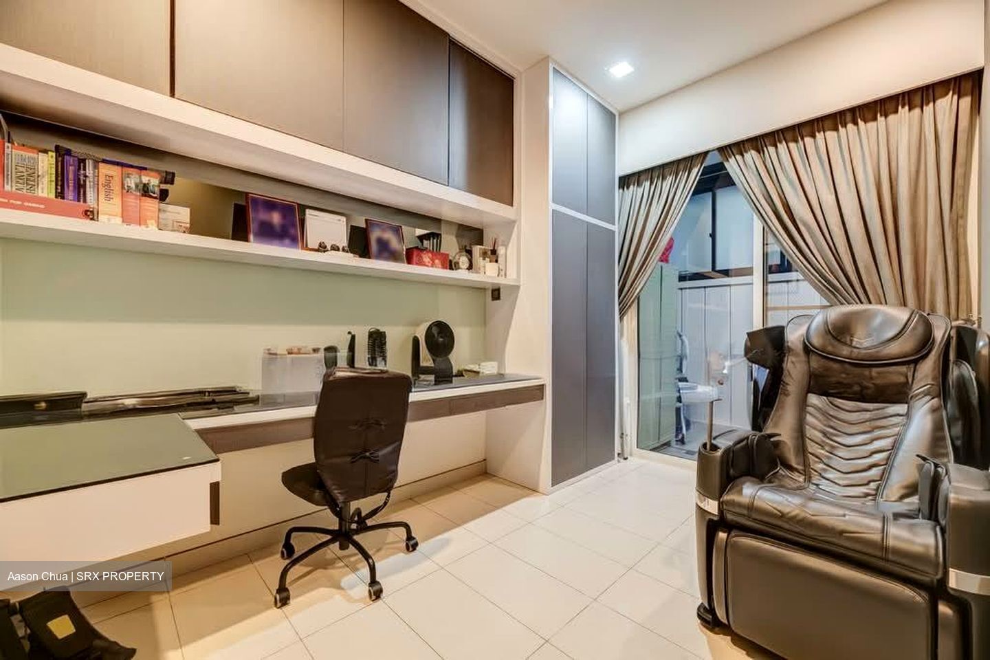 Luxus Hills (ph 7) (D28), Terrace #576987301